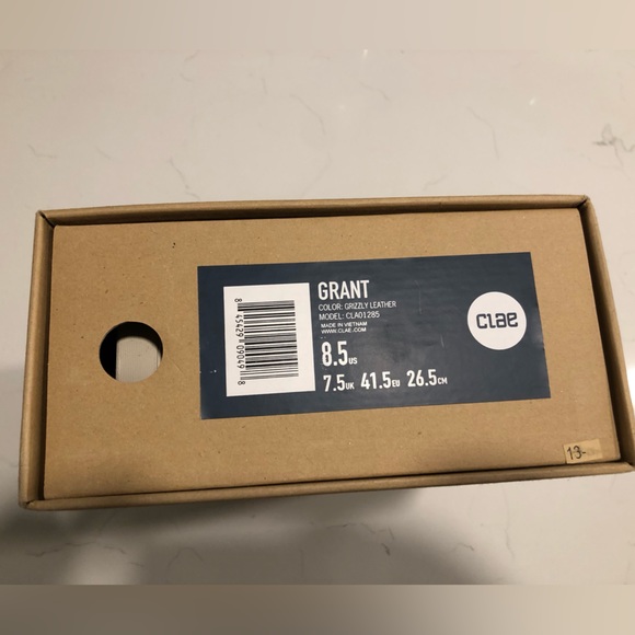 Clae Grant. Mens Size 8.5 Grizzly Leather. - Picture 8 of 8